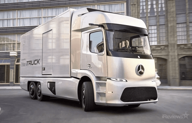 Mercedes-Benz Unveils Its Urban Electric Cargo Truck