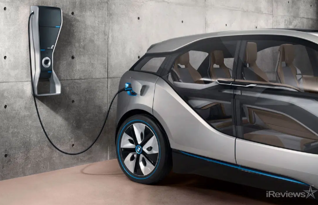 iReviews-best-electric-cars-review