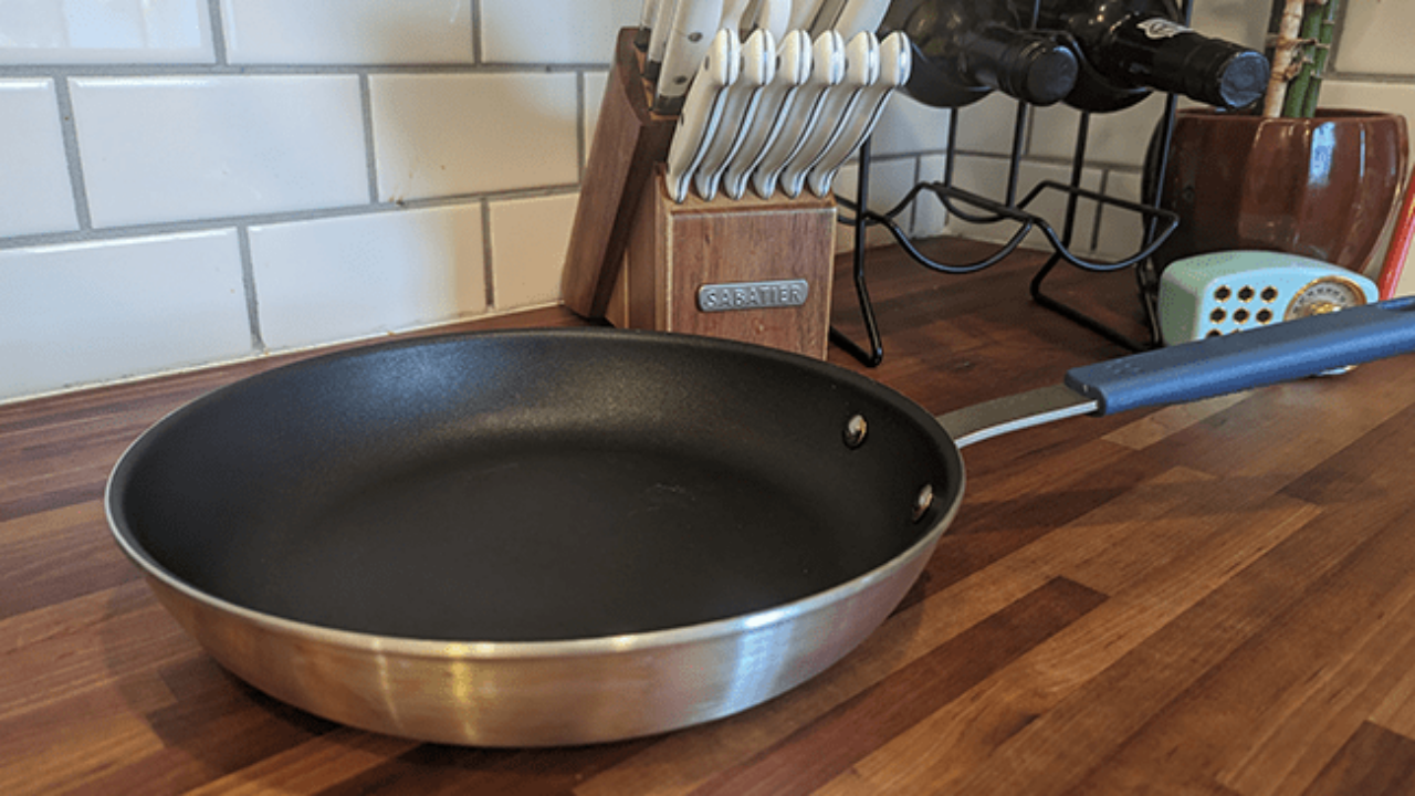 Misen Nonstick Skillet Review